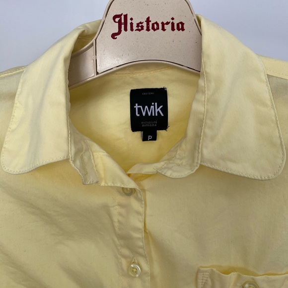 Two blouse - Picture 4 of 4